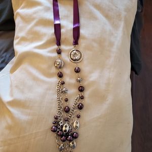 Necklace and earrings set